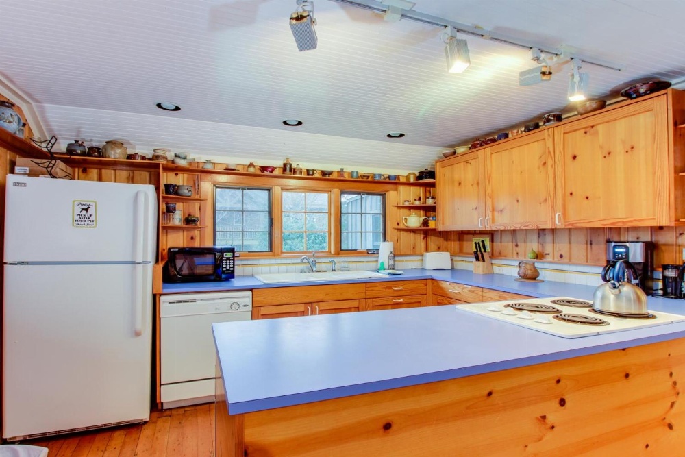 Beach Charm Main image